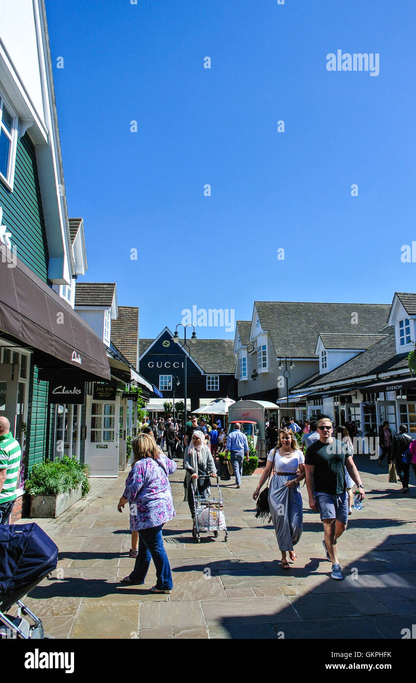Bicester retail shopping centre Buckinghamshire Stock Photo Alamy