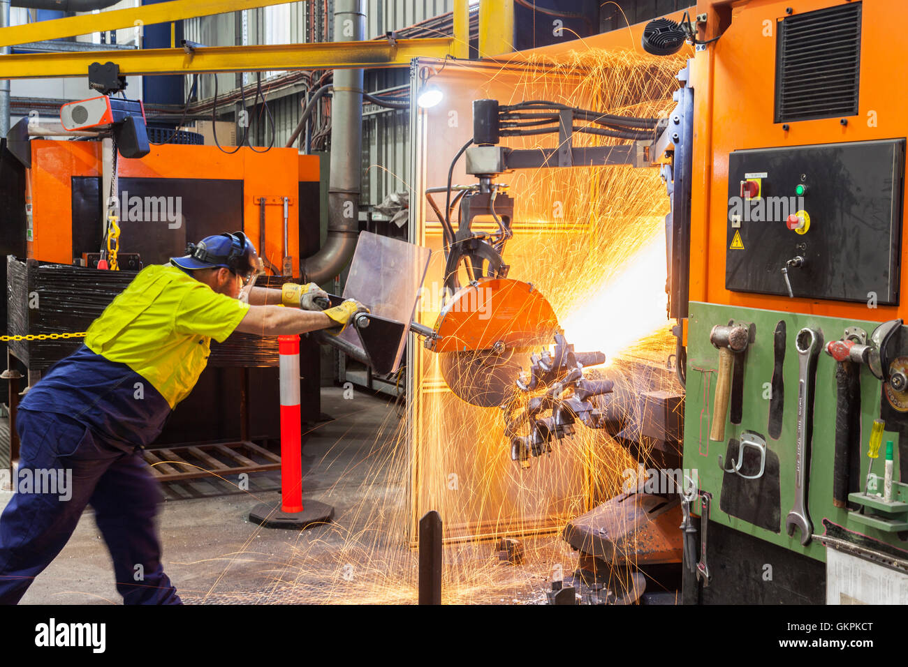 Cast metal components hi-res stock photography and images - Alamy