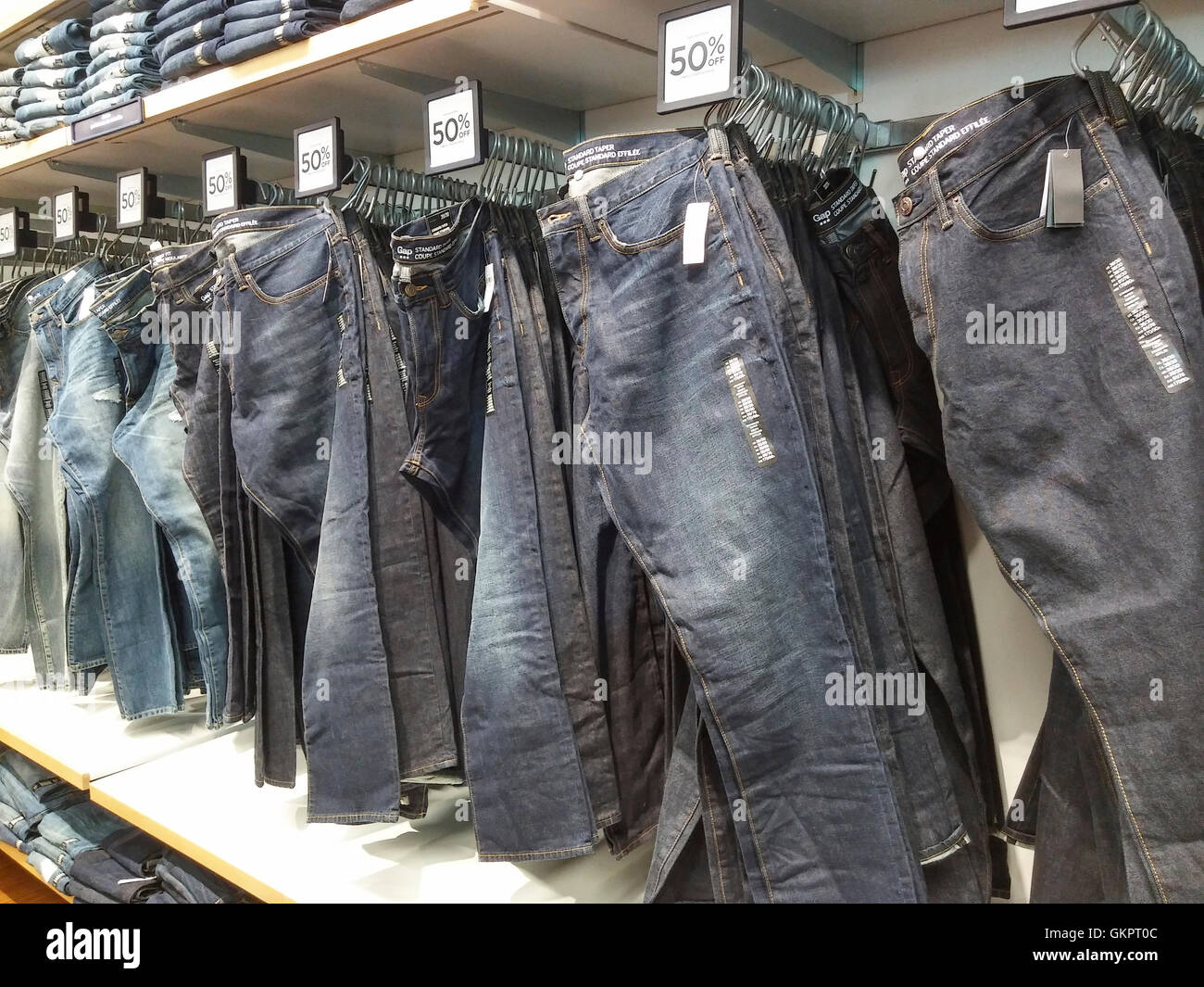 Gap store jeans discount