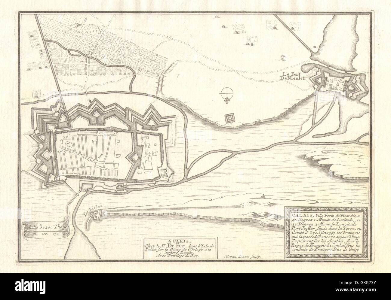 'Calais' town/city plan. Fort de Nieulet. Le Risban. DE FER, 1705 antique map Stock Photo