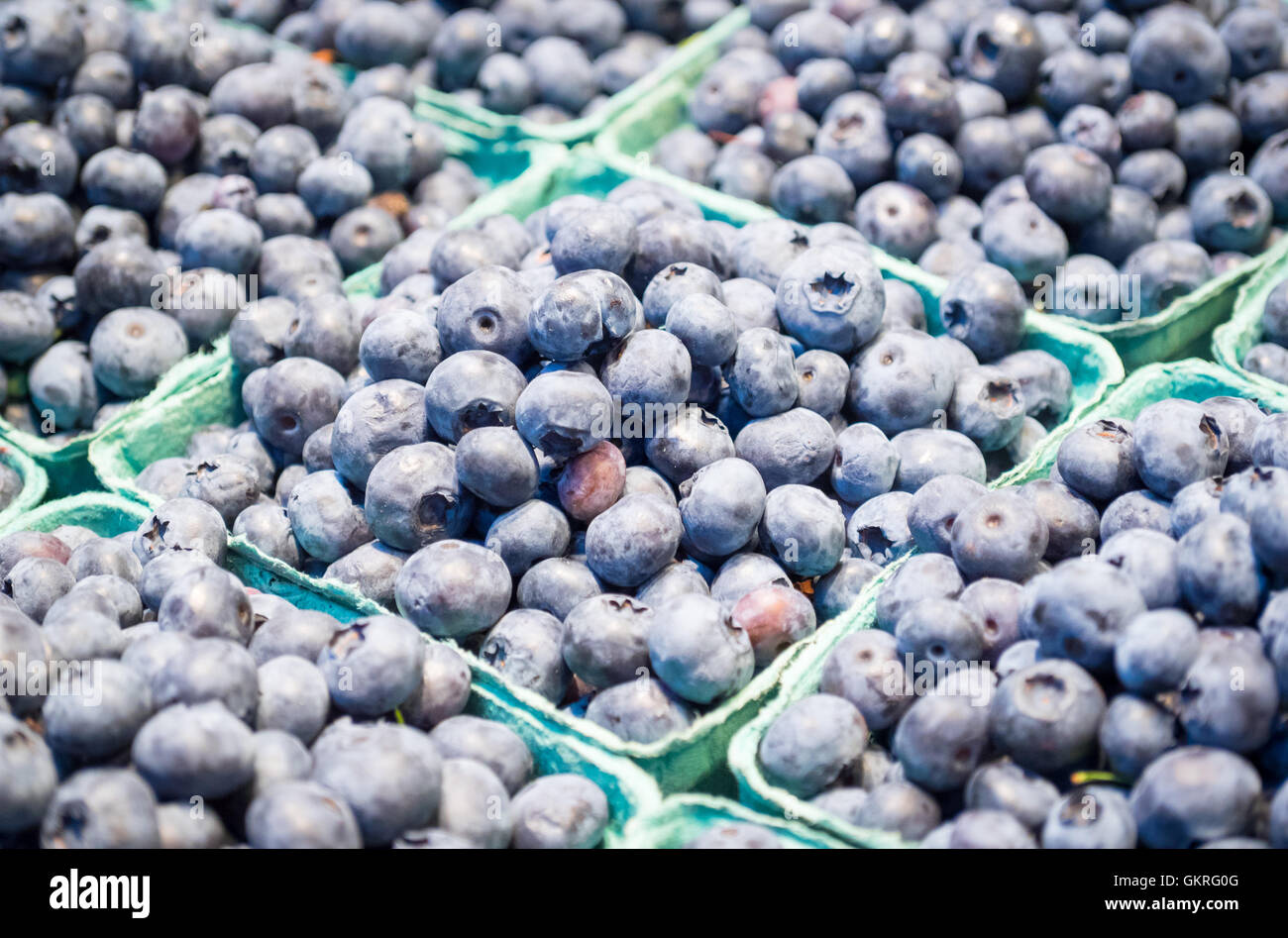 Blueberry pint hires stock photography and images Alamy