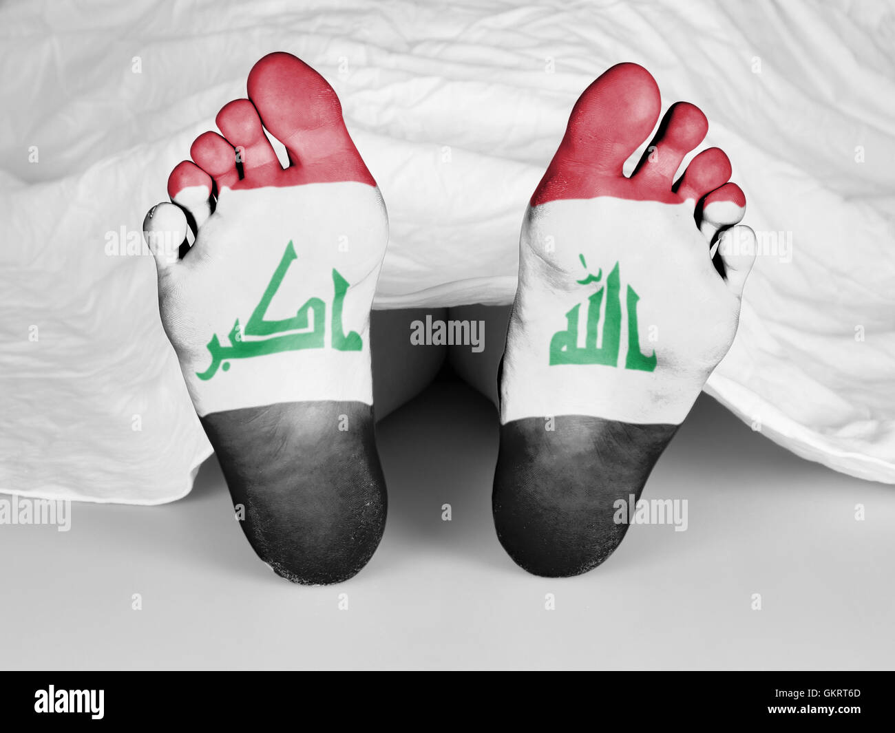 Dead body under white sheet hires stock photography and images Alamy