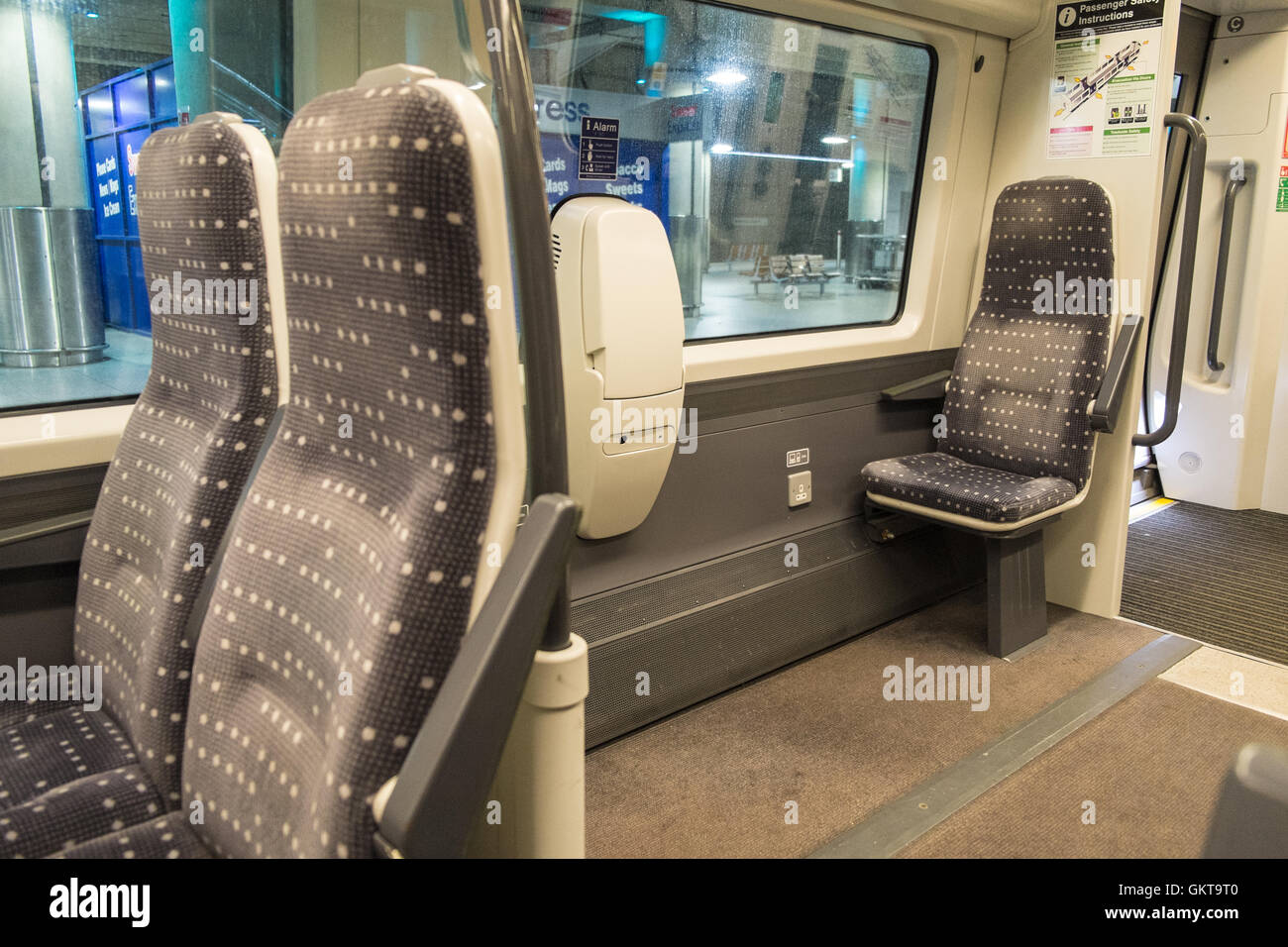 England stansted express train from stansted airport to liverpool street  hi-res stock photography and images - Alamy
