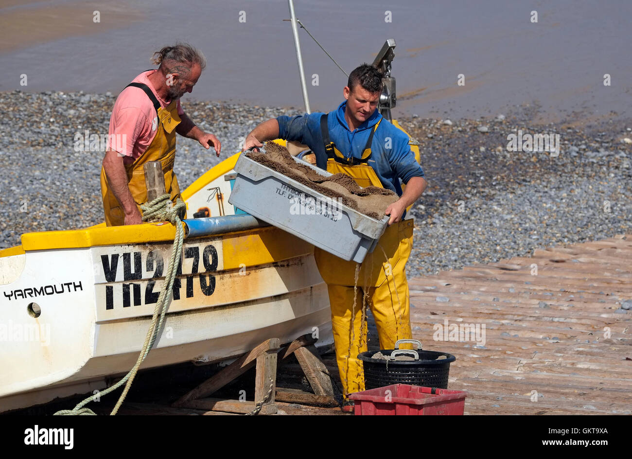 Crab boat hires stock photography and images Alamy