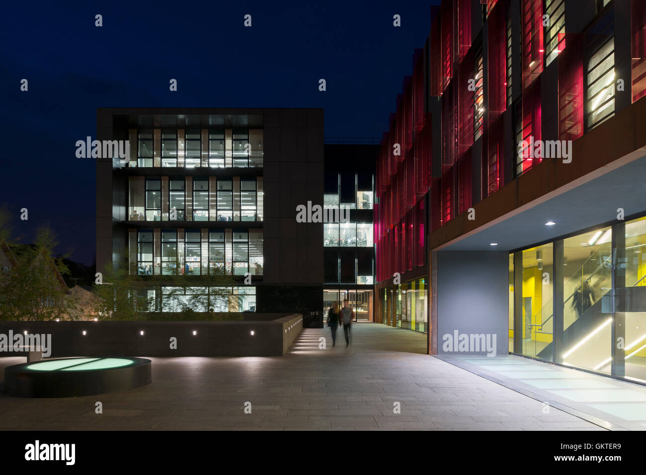 Wide view of Western Courtyard. John Henry Brookes Building, Oxford