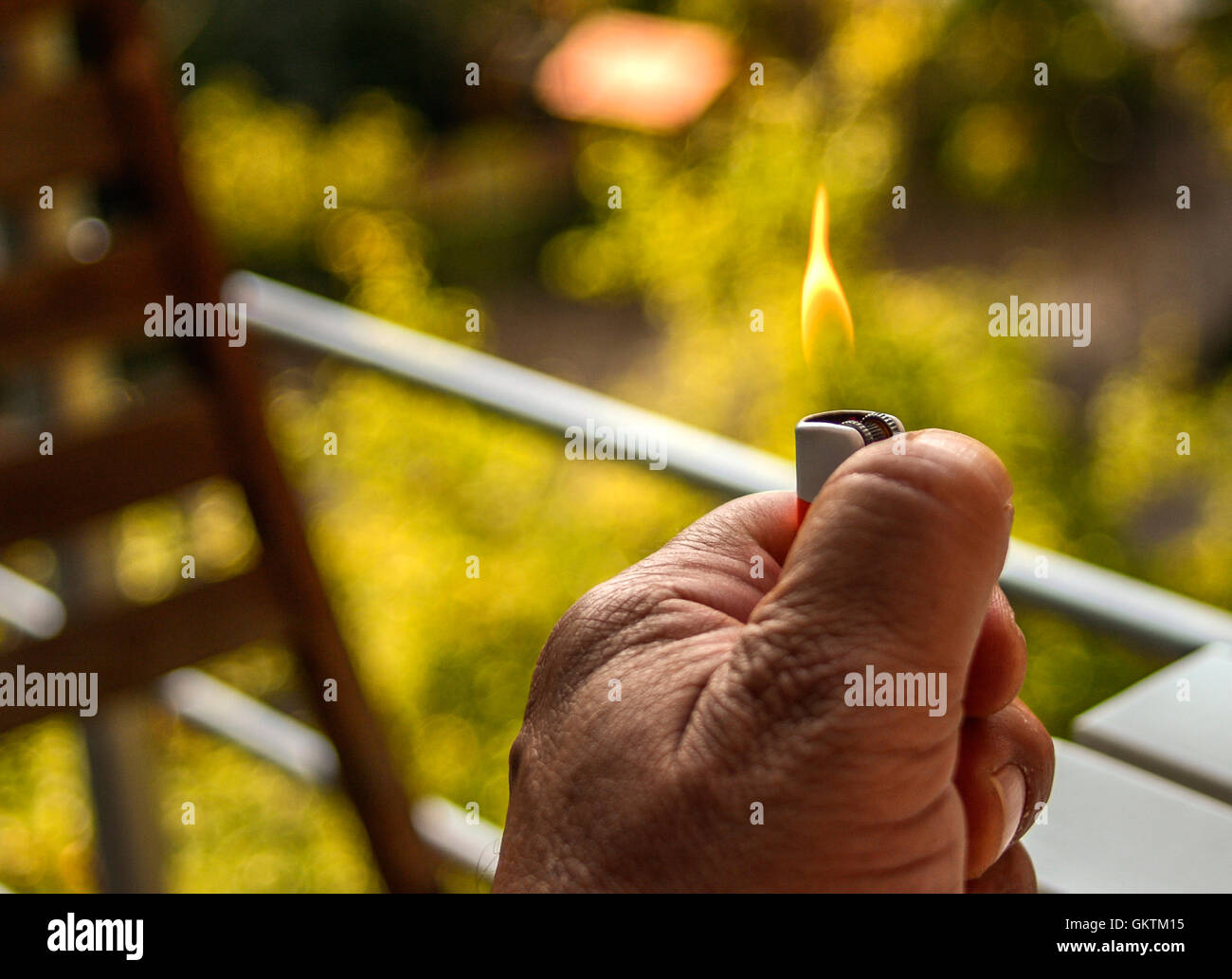 Lighters hi-res stock photography and images - Page 3 - Alamy