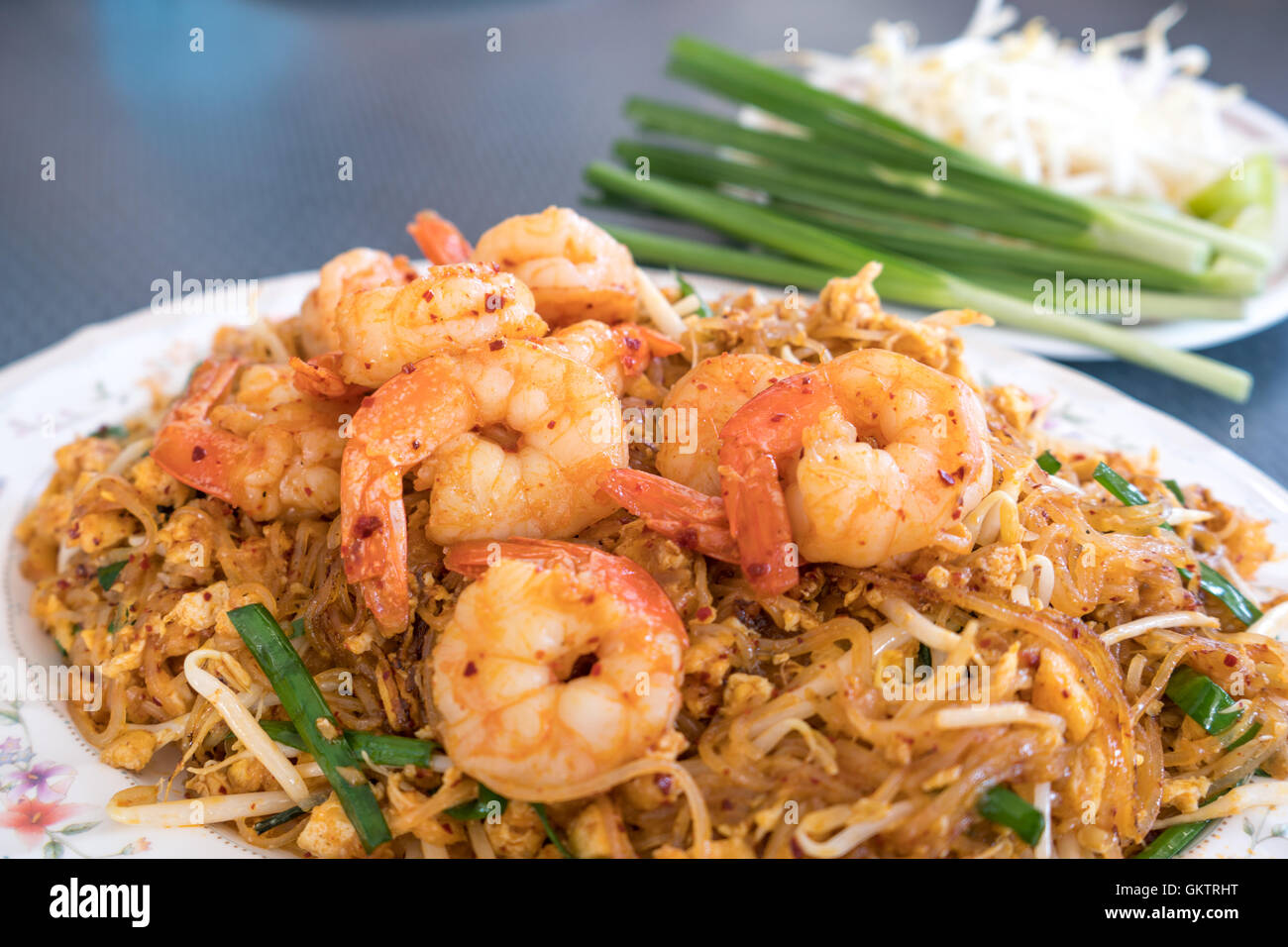 Thai fried noodles with shrimp, Thai food padthai Stock Photo