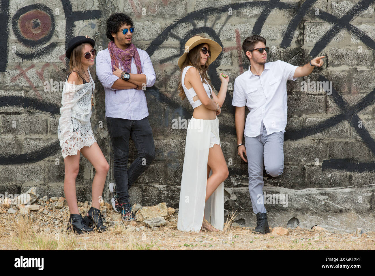 Four way hi-res stock photography and images - Alamy