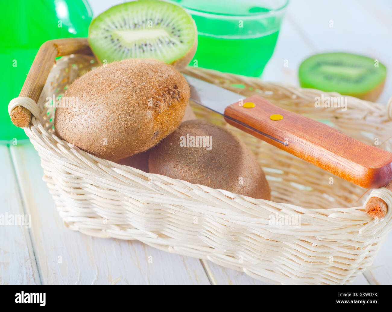 Hairy kiwi hi-res stock photography and images - Alamy