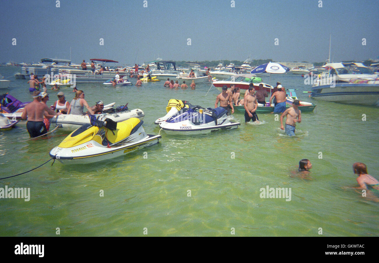 Boaters and beach goers crowd the sand bars in the Gulf of Mexico near Destin, Florida, USA. Stock Photo