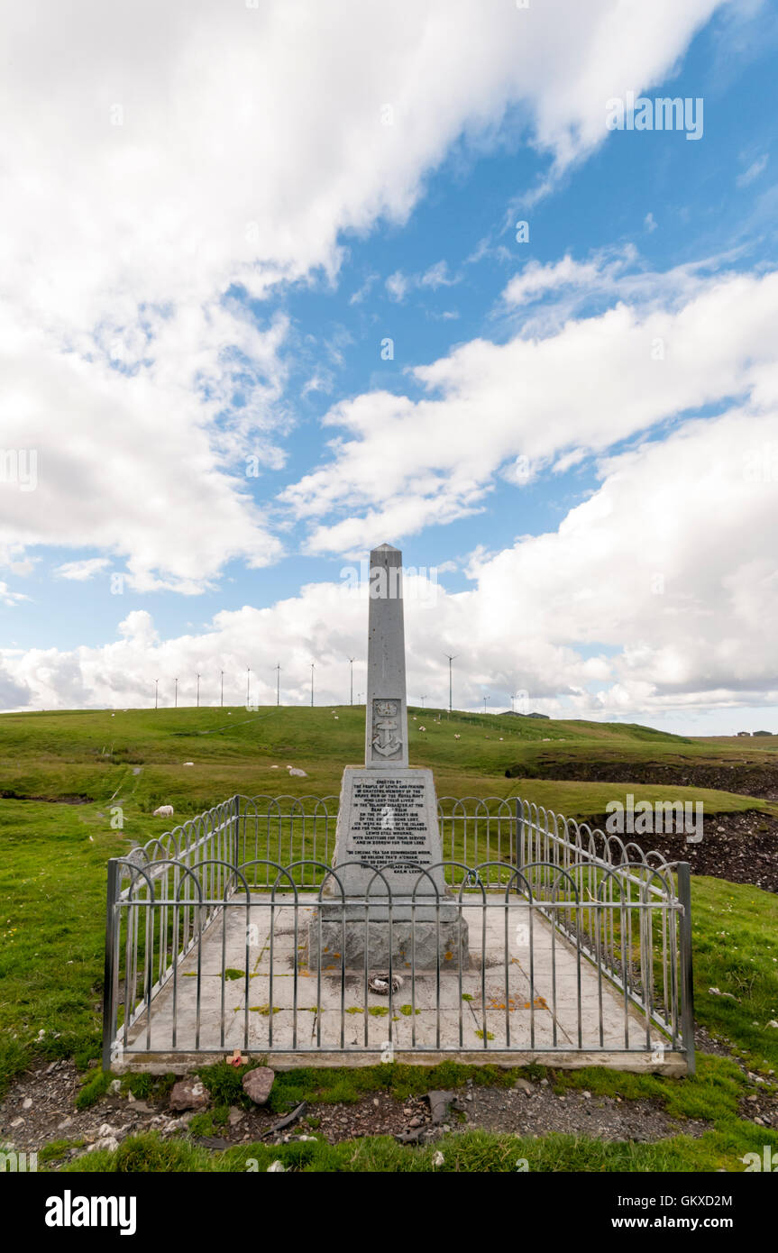 Memorial to the yacht HMY Iolaire which sank in 1919 after hitting the Beasts of Holm on the Isle of Lewis. SEE DETAILS IN DESC. Stock Photo