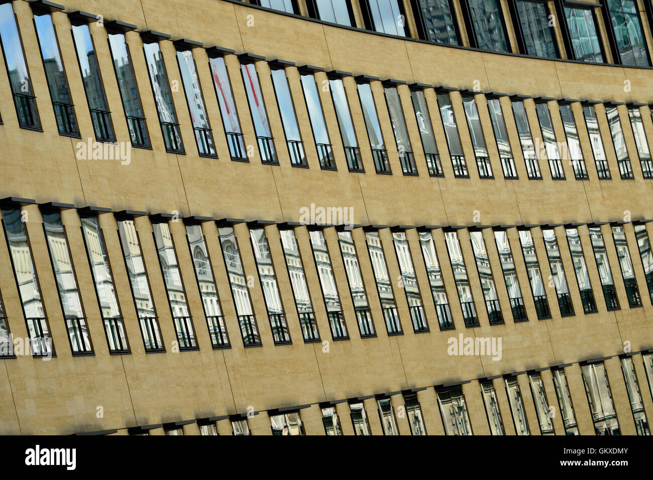 Deutsche Bank, 1 Great Winchester St, London Wall, London EC2, United
