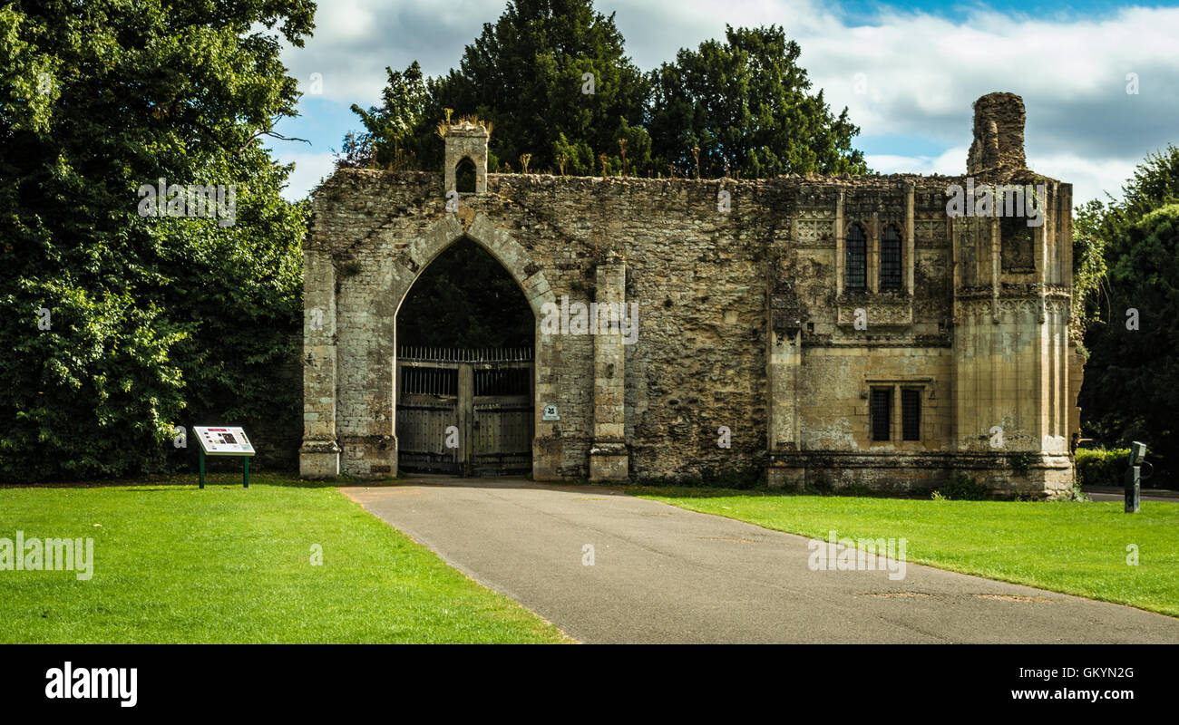 Ramsey Court Gatehouse, Cambridgeshire, England, UK Stock Photo