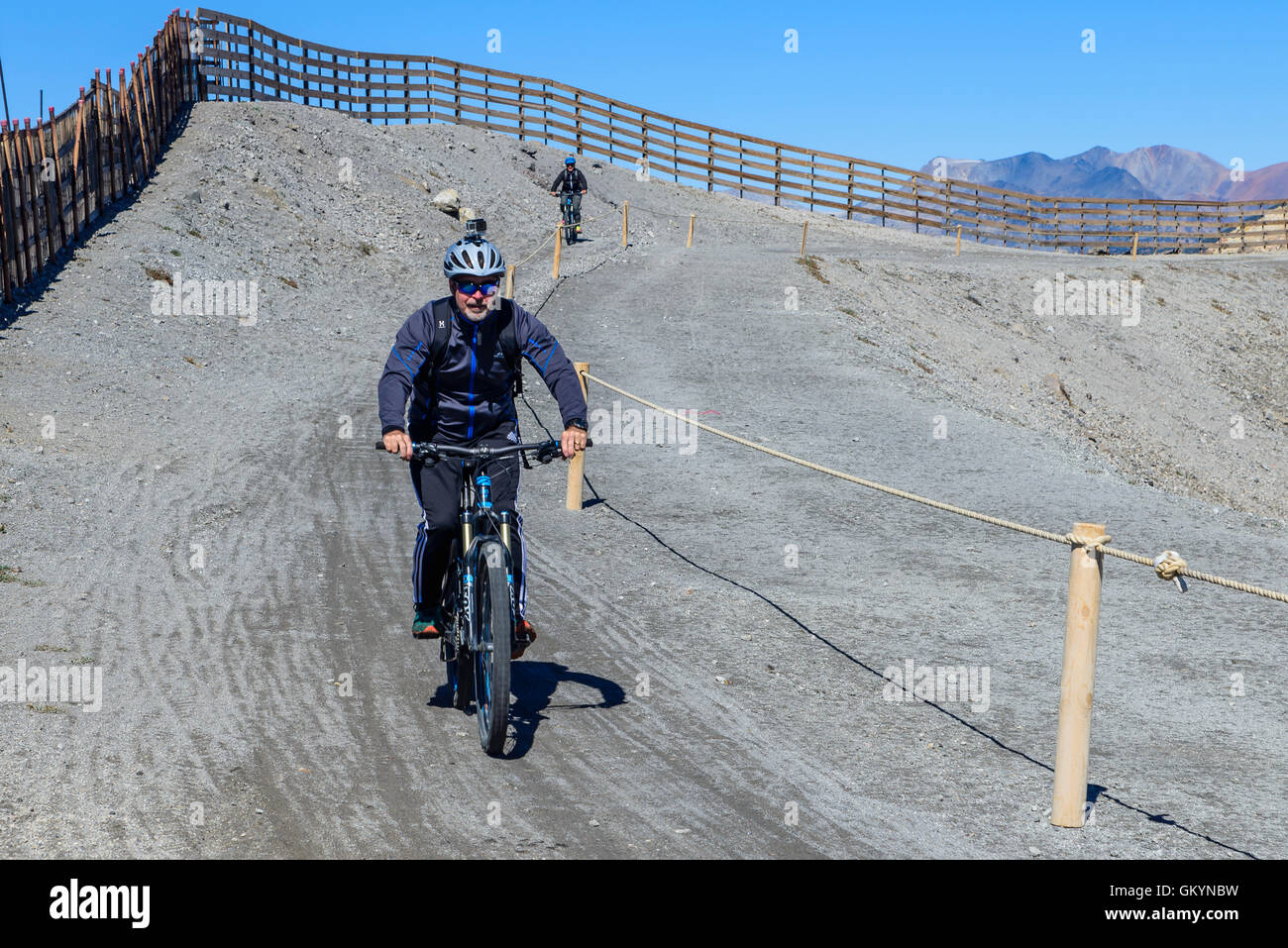 Mountain biking in Mammoth moutain Stock Photo