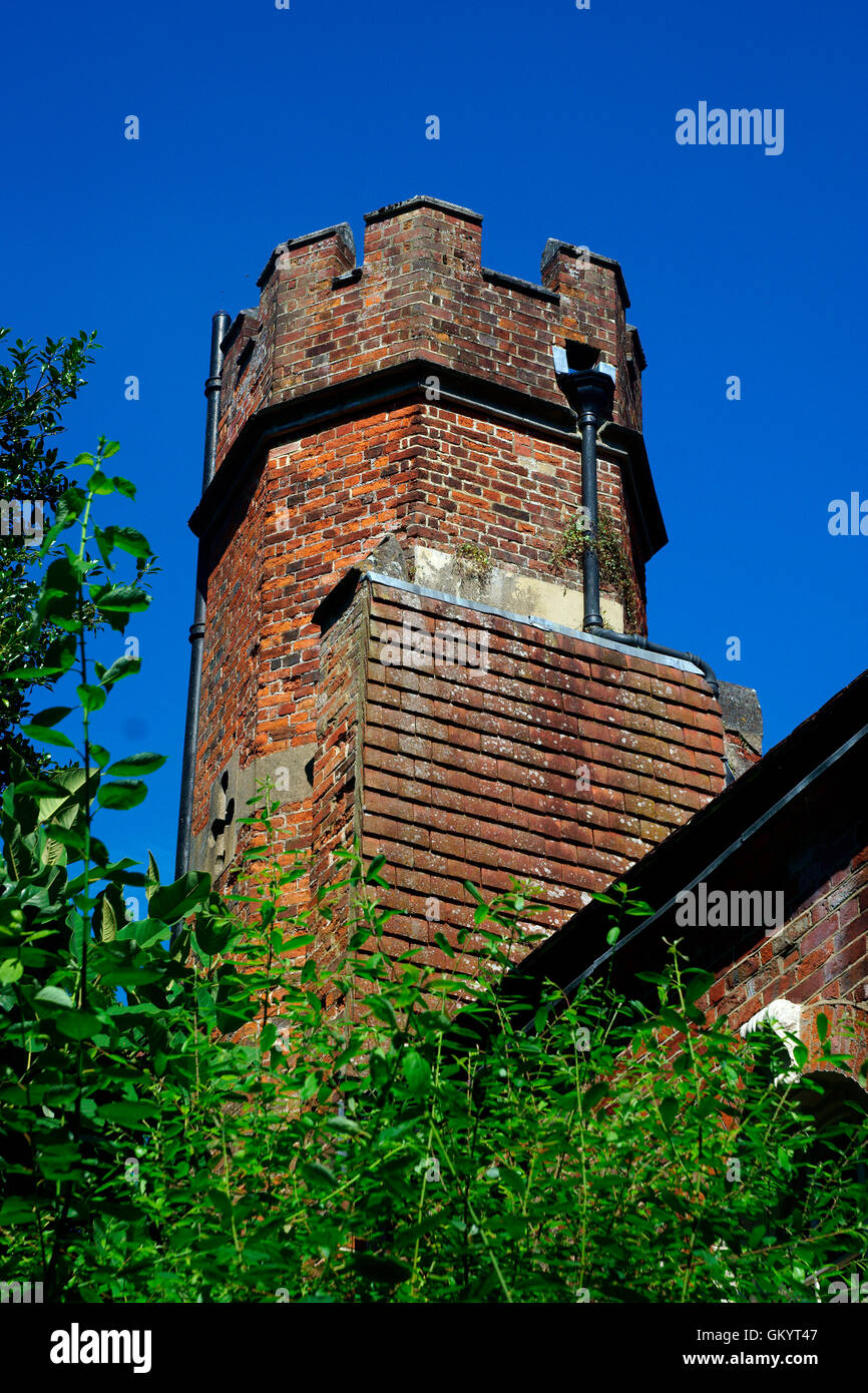 WINCHESTER GARDENS HOUSE TOWER Stock Photo Alamy