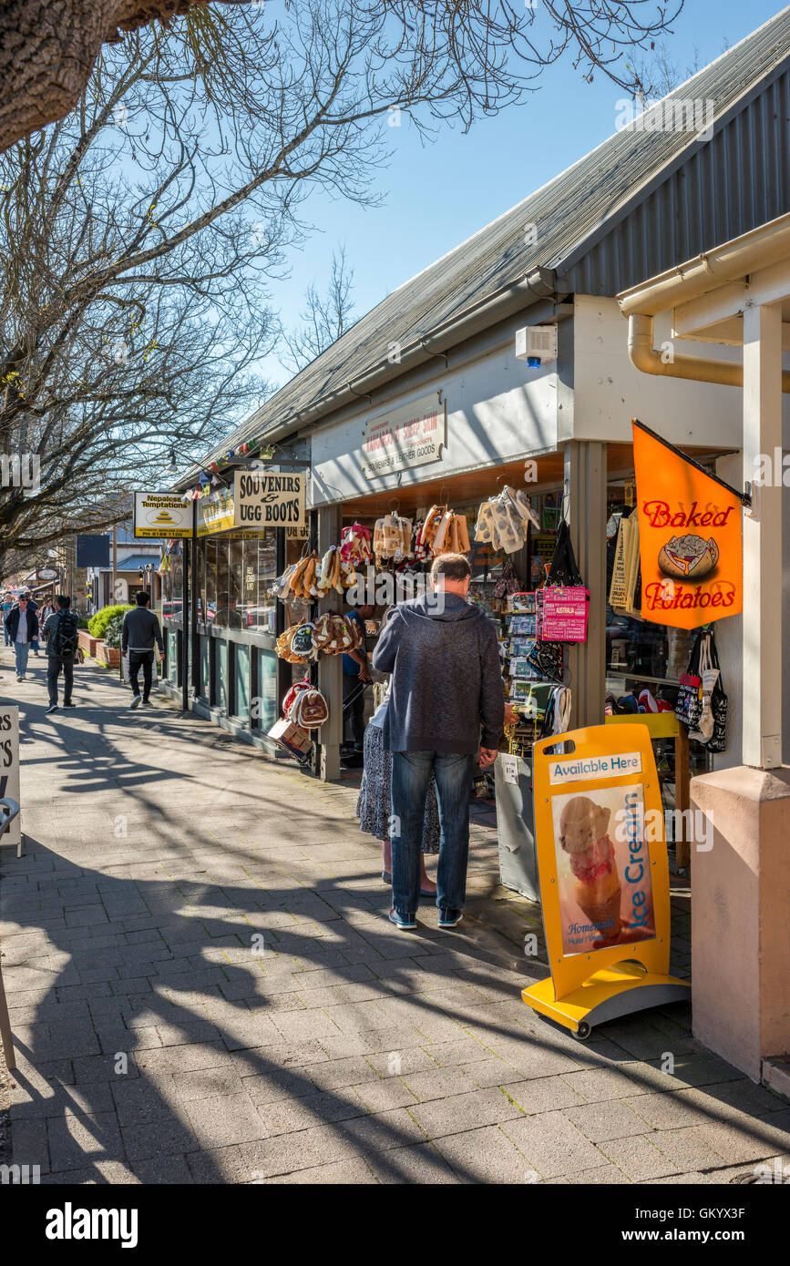 Souvenir shopping in Hahndorf, in South Australia's picturesque Adelaide Hills. Stock Photo