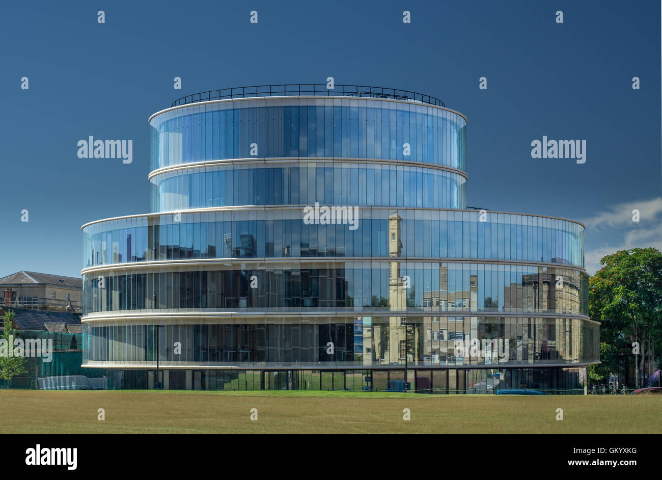 Blavatnik School of Government University of Oxford photographed from  Radcliffe Observatory Quarter RIBA Stirling Stock Photo