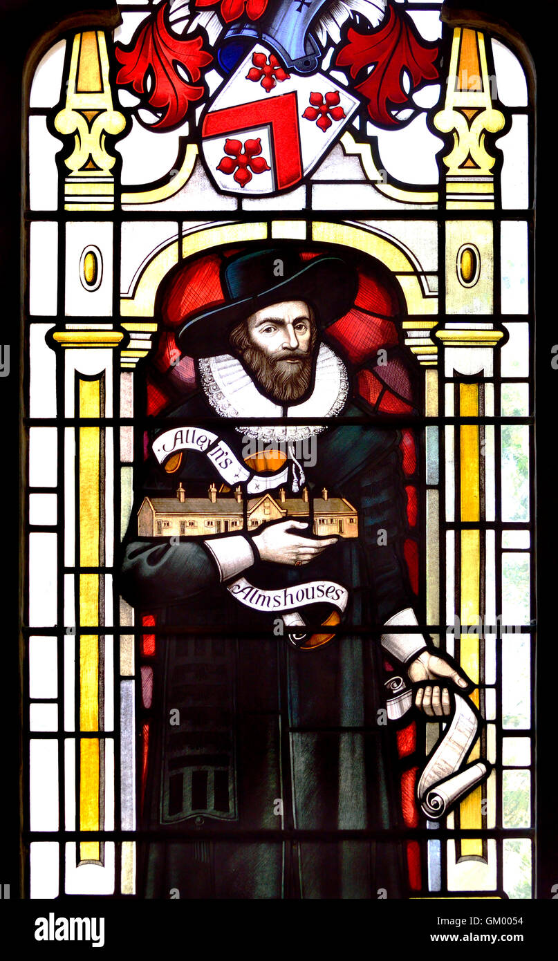 London, England, UK. St Giles' Cripplegate Church, Fore Street (Barbican). Stained glass window: Edward 'Ned' Alleyn .... Stock Photo