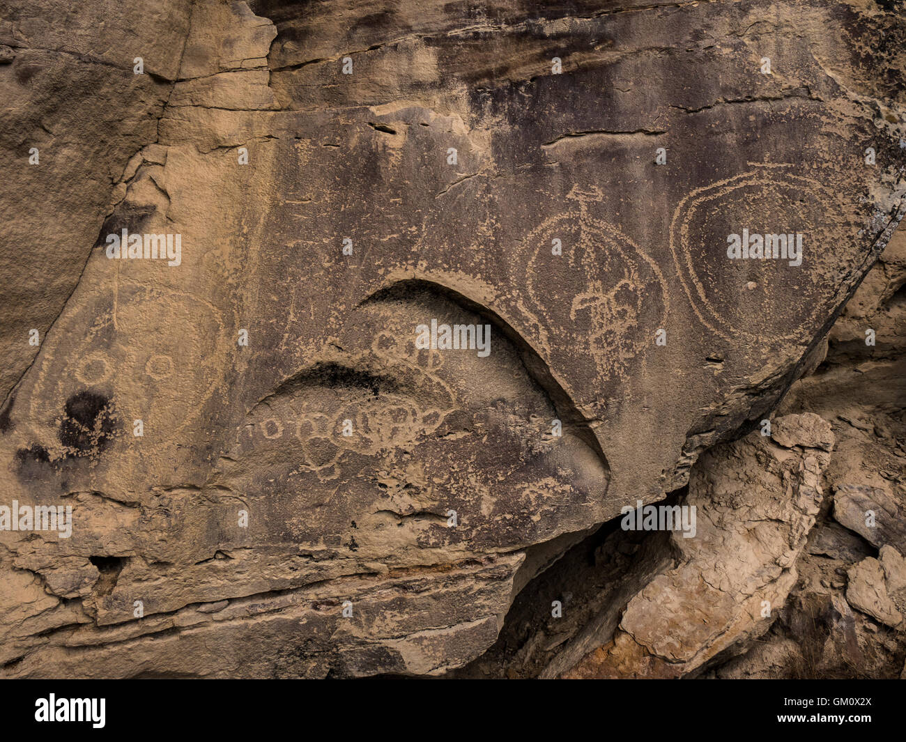 Ancient fremont people petroglyphs hires stock photography and images