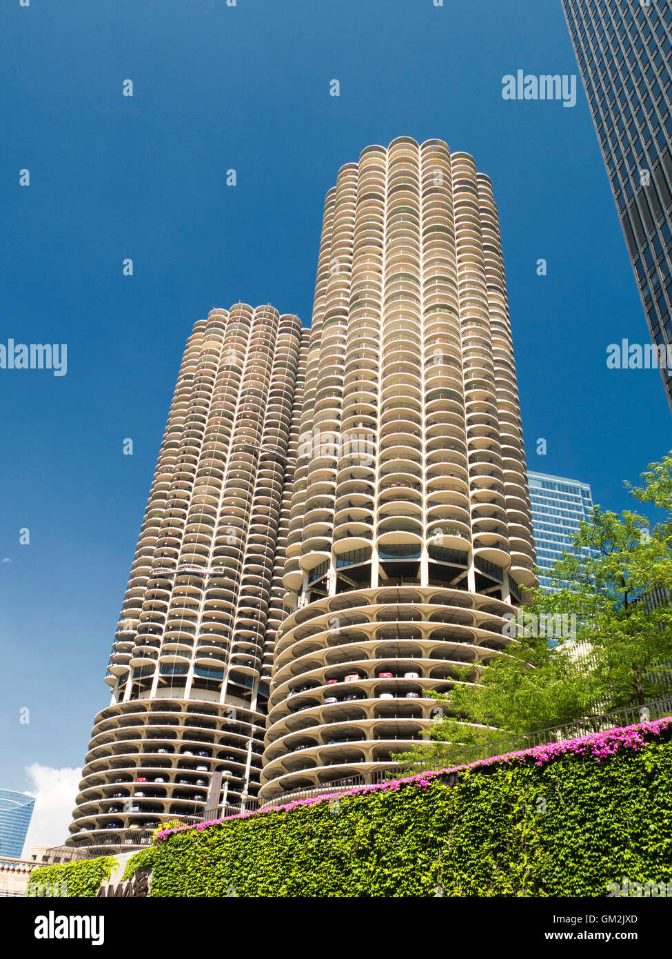 Parking garage marina city chicago hi-res stock photography and images -  Alamy