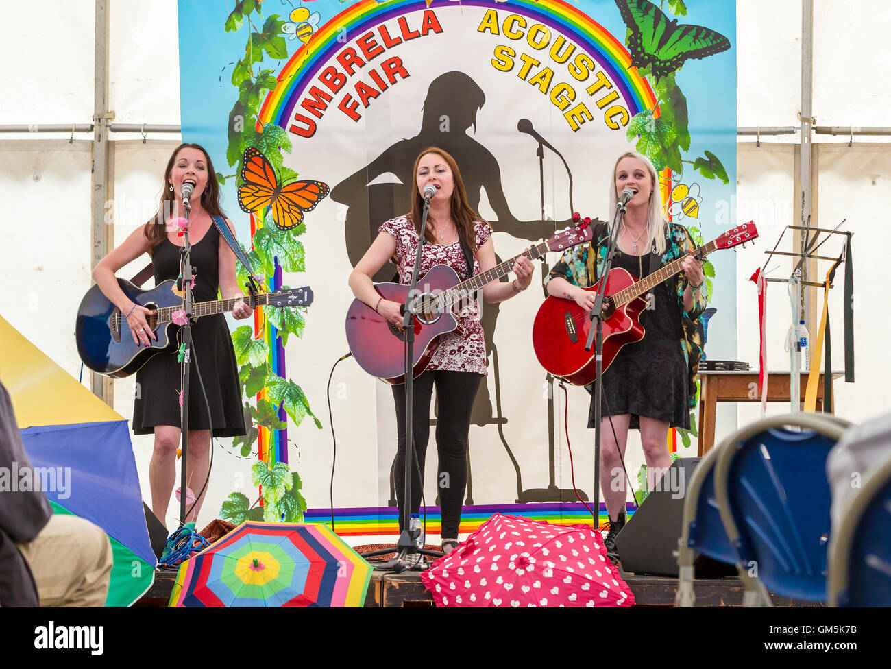 2016 The Umbrella Fair Festival Northampton LunarLunar Falls a sister group playing the Acoustic Stage. Stock Photo