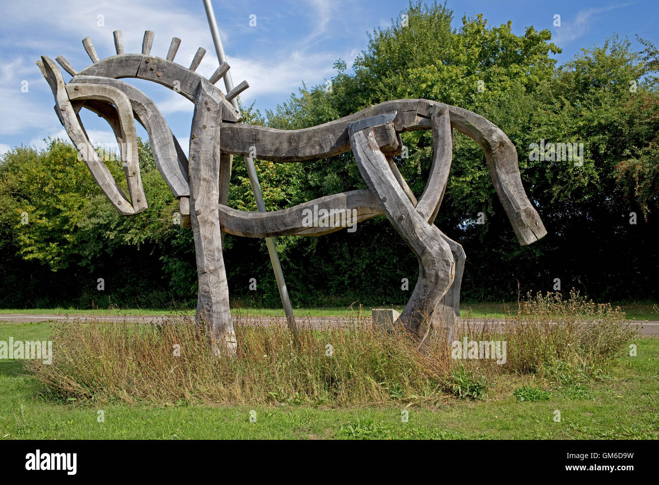 Imposing giant wooden horse green oak sculpture Stonehills A38