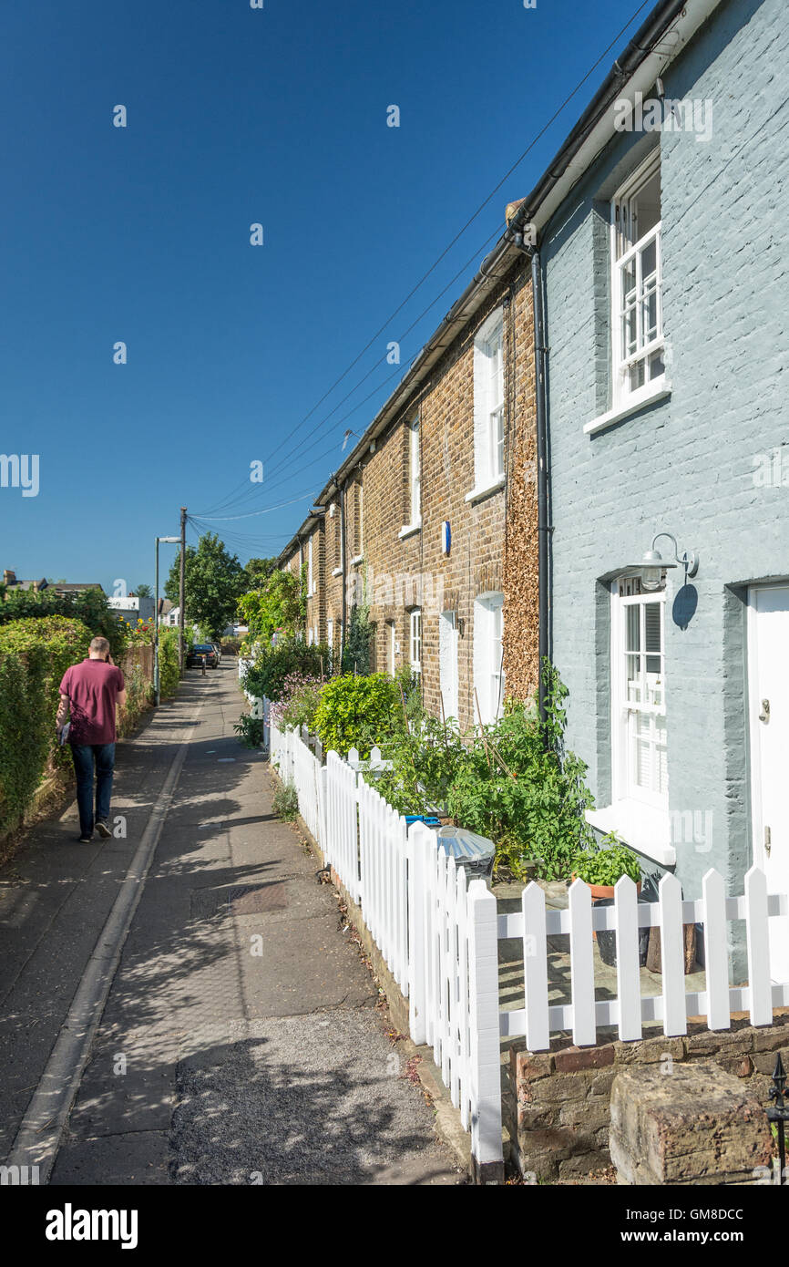 Cottages in Little Chelsea in Barnes, London, SW13, UK Stock Photo