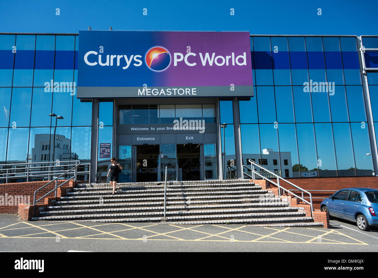 Currys store west quay