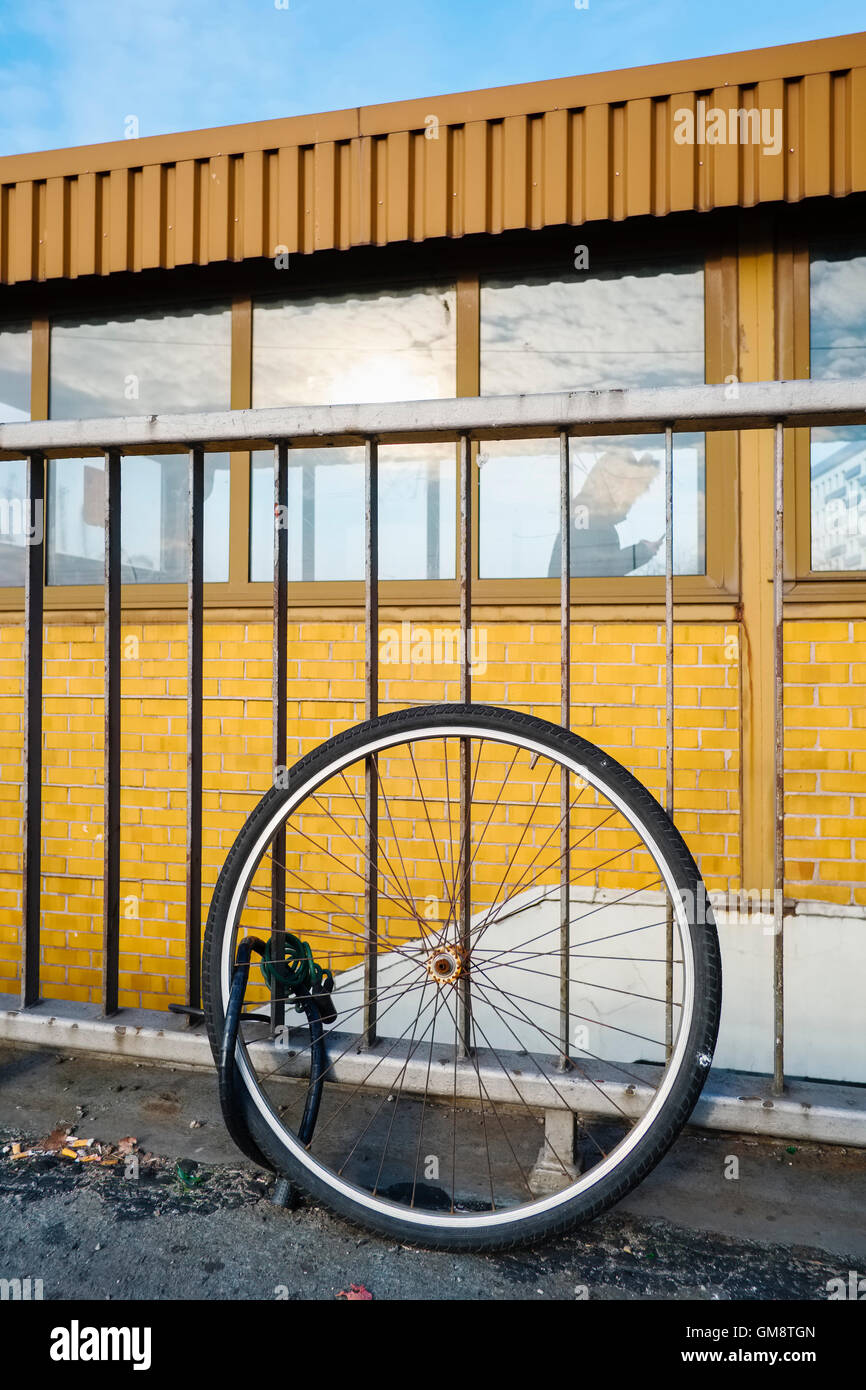 Vertical shot abandoned bicycle hi-res stock photography and images - Alamy