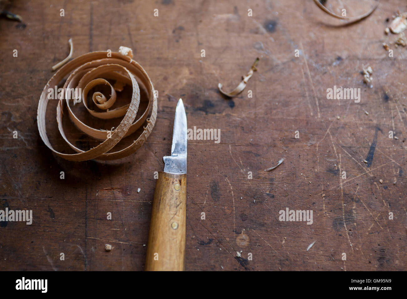 Carving knife and wood splints Stock Photo Alamy