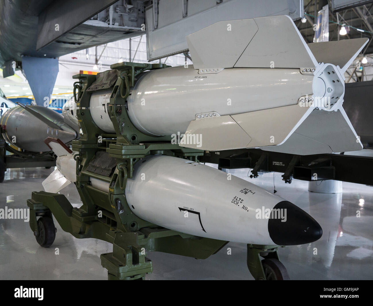 Thermonuclear bomb hires stock photography and images Alamy