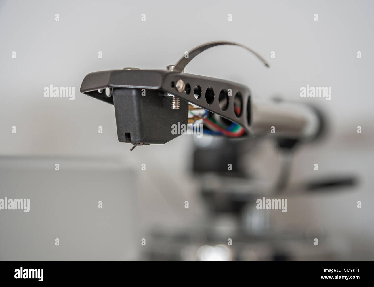 Turntable Head shell with Cartridge Stock Photo Alamy