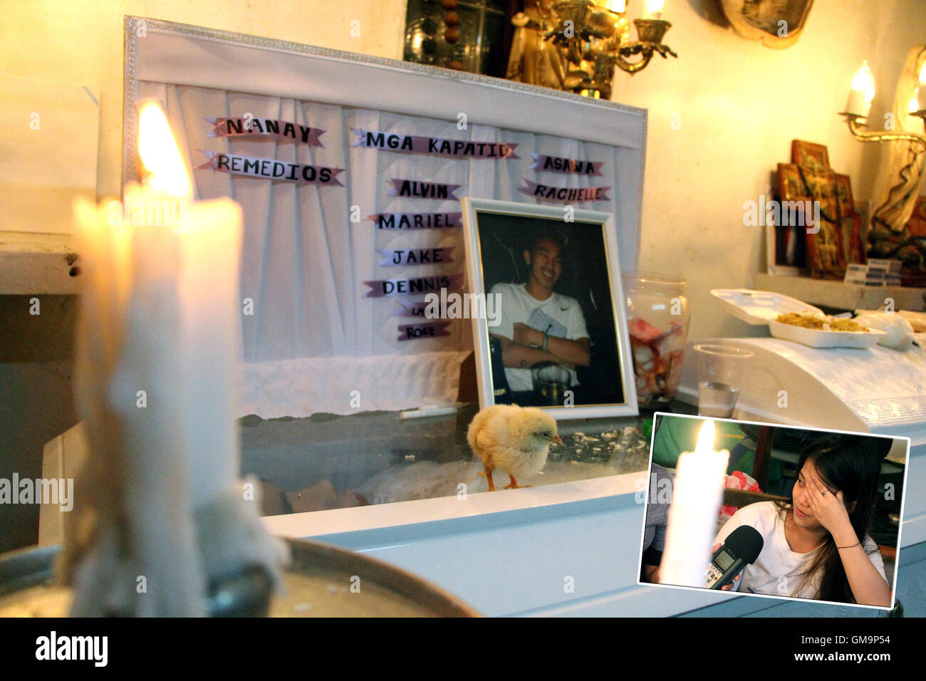 Philippines. 25th Aug, 2016. A chick was put at the top of the casket