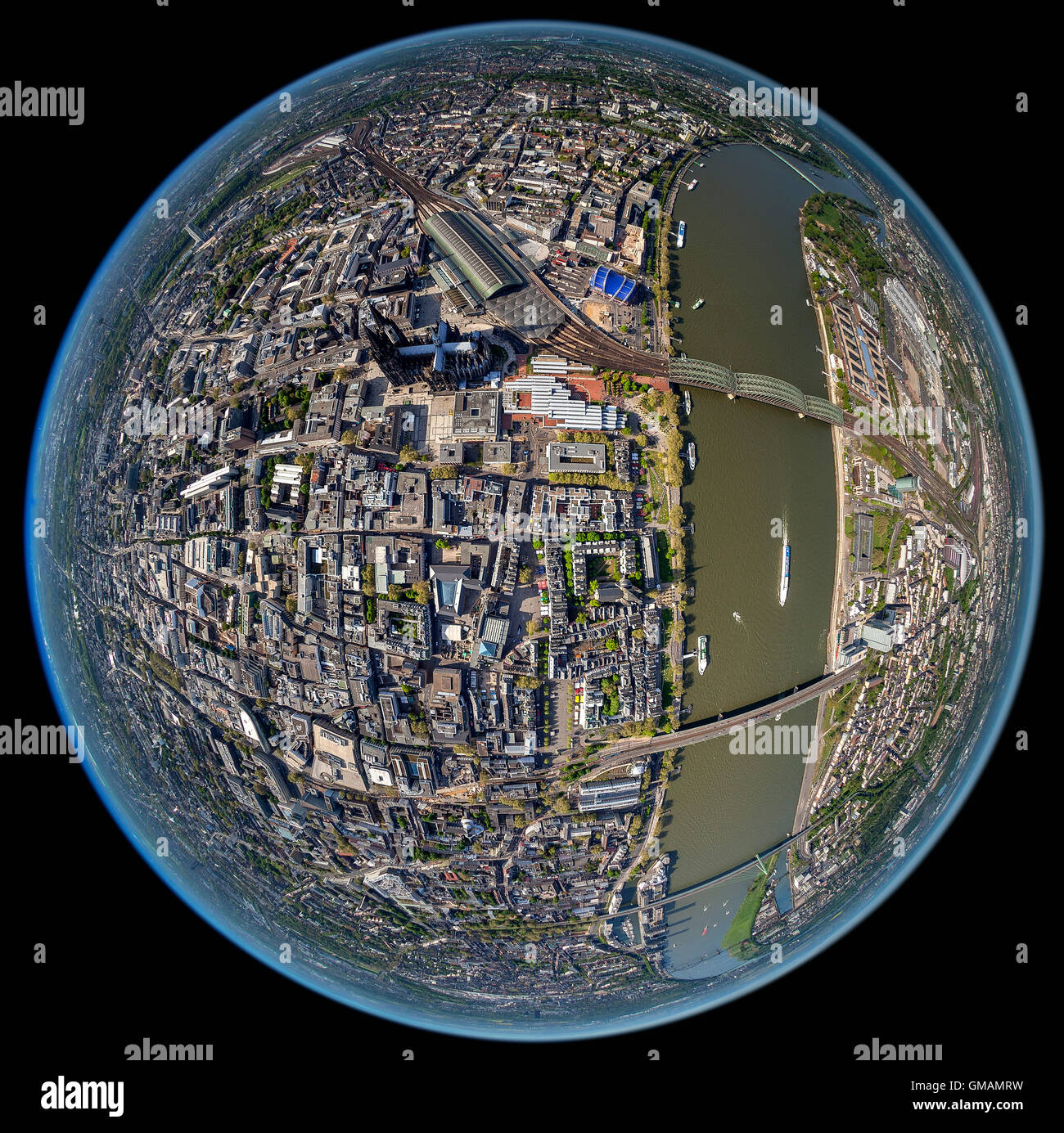 Museum ludwig and cologne cathedral hi-res stock photography and images