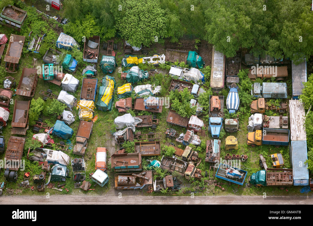 Junkyard aerial hires stock photography and images Alamy