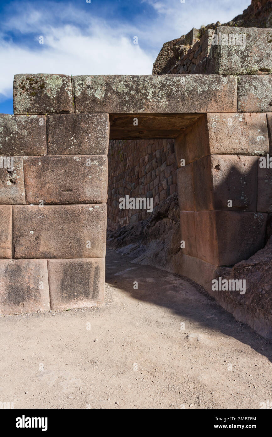 Inca architecture hi-res stock photography and images - Alamy