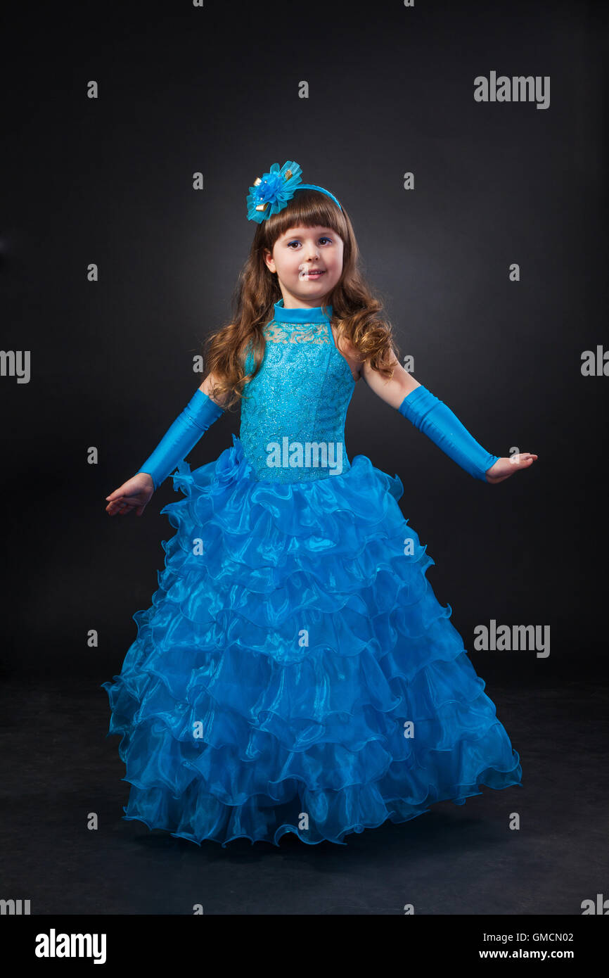 Portrait of cute smiling little girl in princess dress Stock Photo - Alamy