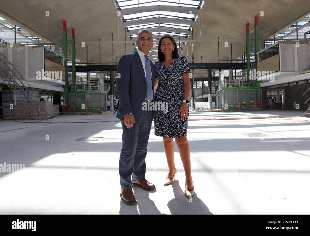 Mayor of London Sadiq Khan with Mayor of Paris Anne Hidalgo following a press conference at Station F in Paris, France. Stock Photo