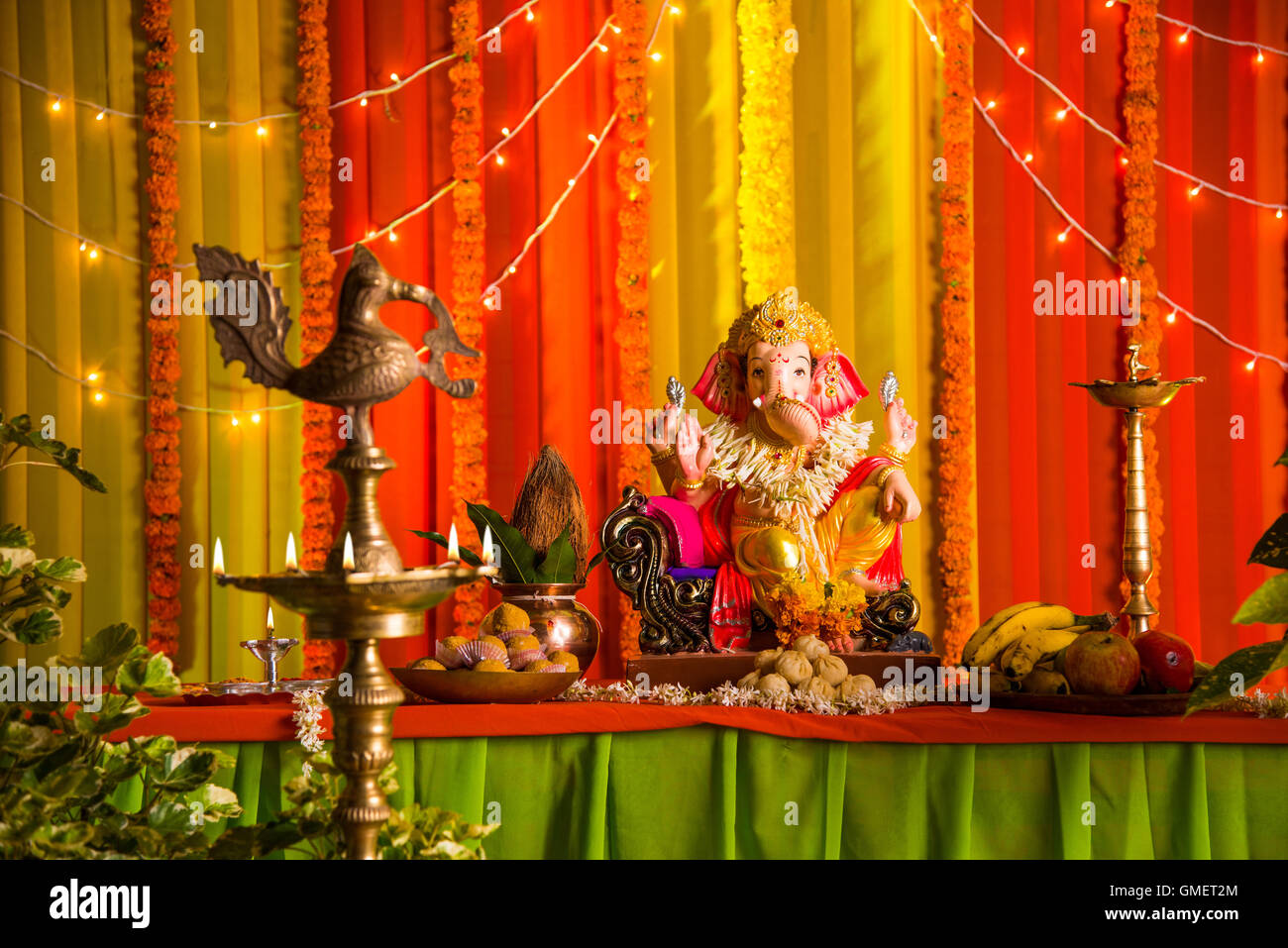 Ganpati bappa hi-res stock photography and images - Alamy