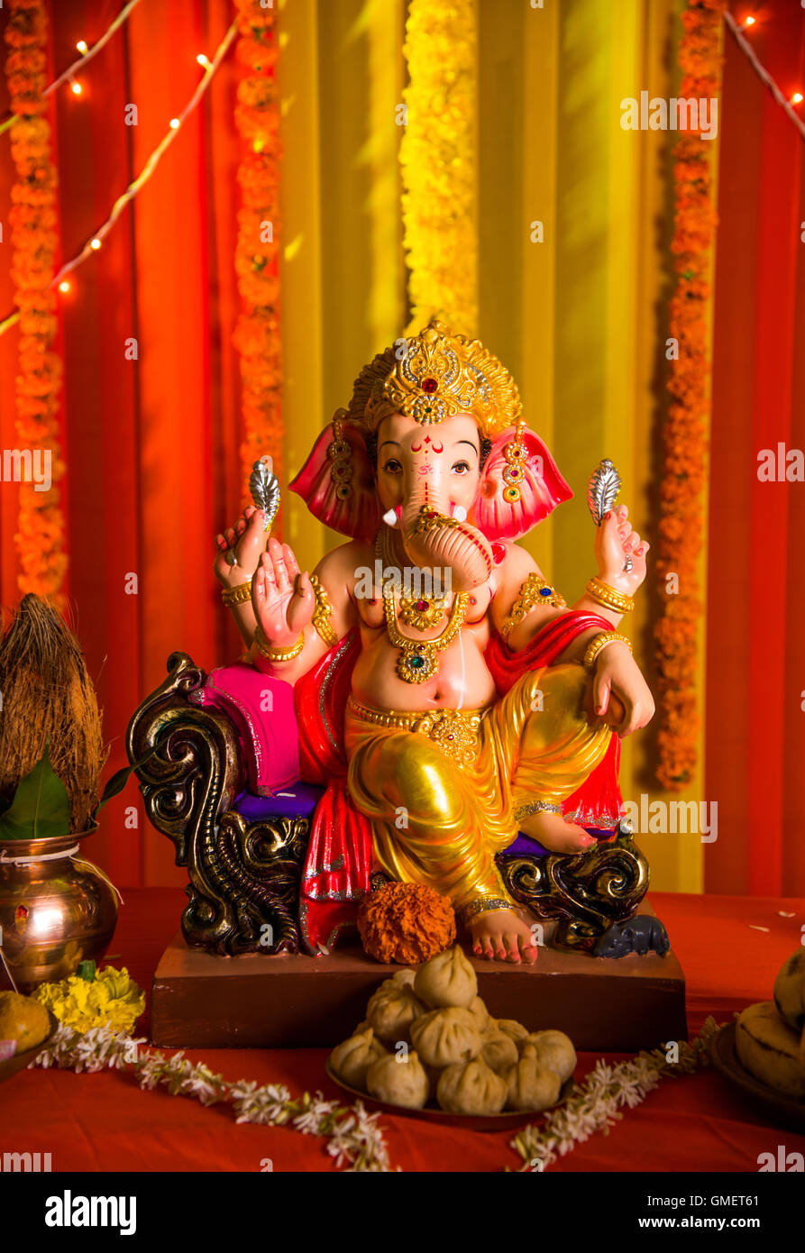 Lord ganesha hi-res stock photography and images - Alamy