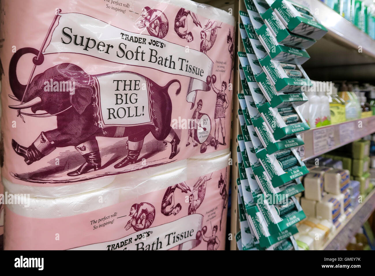 Toilet Roll Display High Resolution Stock Photography And Images Alamy