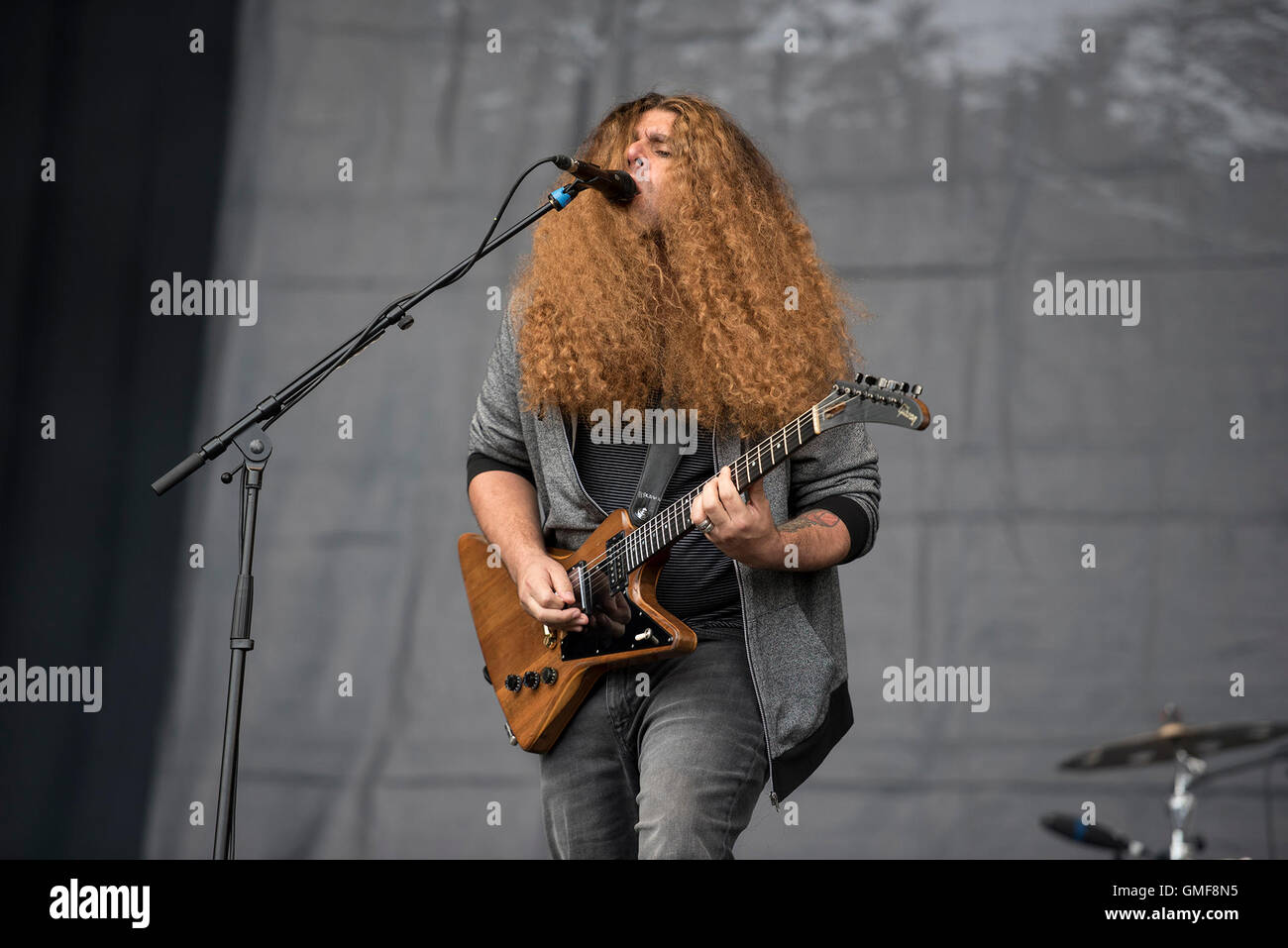 Leeds, UK. 26th August 2016. Claudio Sanchez, Travis Stever, Josh Eppard and Zach Cooper of Coheed and Cambria perform on the main stage at Leeds Festival 2016, 26/08/2016 Credit:  Gary Mather/Alamy Live News Stock Photo