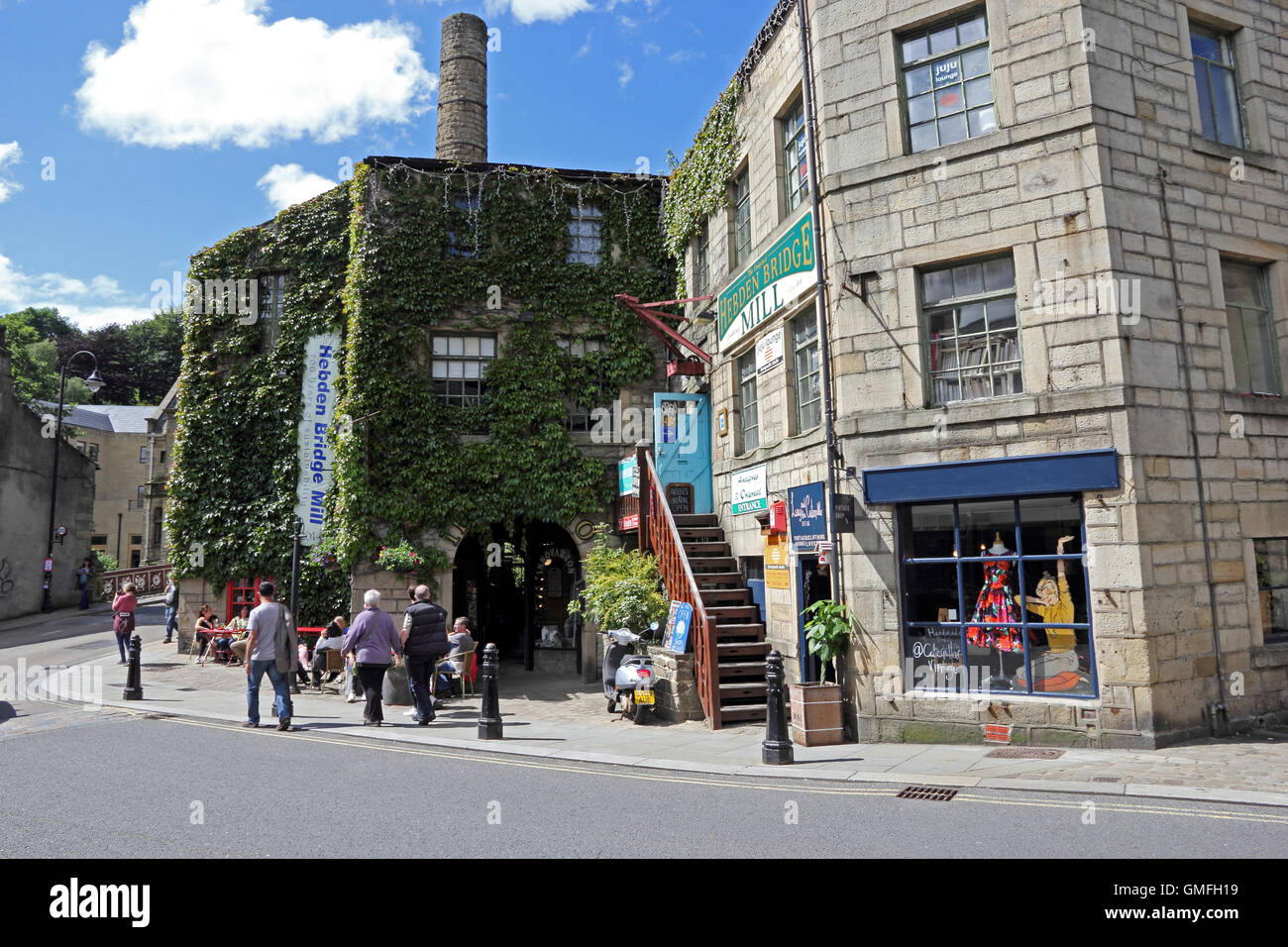 Ivy covered Old Mill building, Hebden Bridge Stock Photo