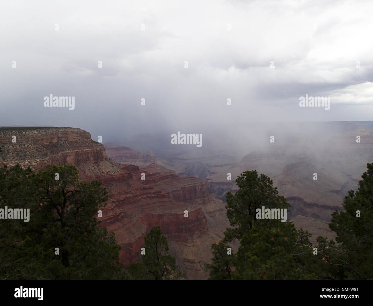 Storm clouds and rain in the Grand Canyon Stock Photo - Alamy