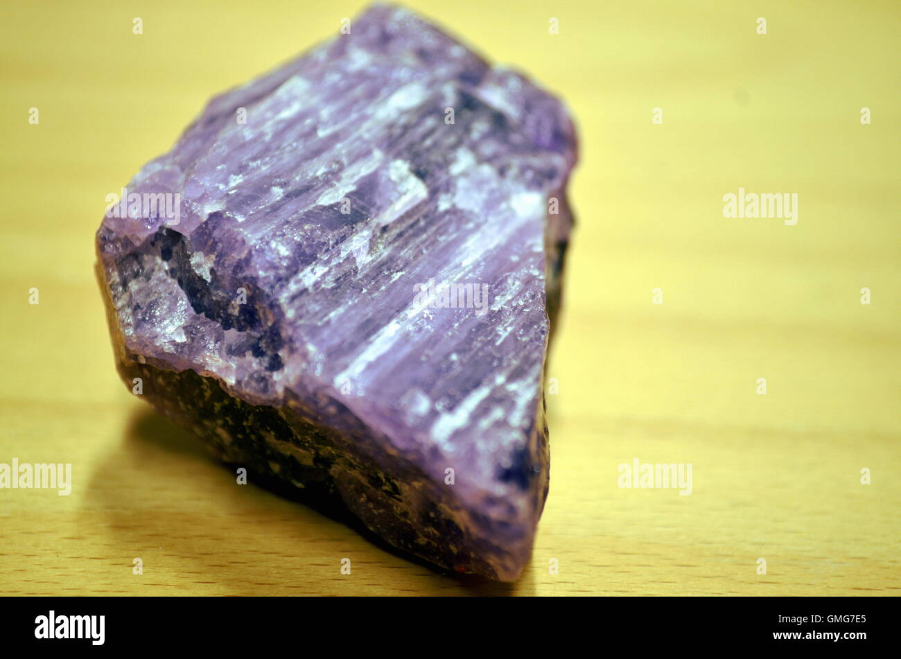 Crystal purple hires stock photography and images Alamy