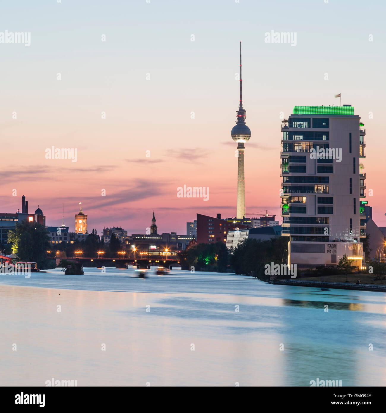 Skyline Berlin, River Spree, Media Spree, Skycraper Living Levels, Mercedes, Berlin Stock Photo