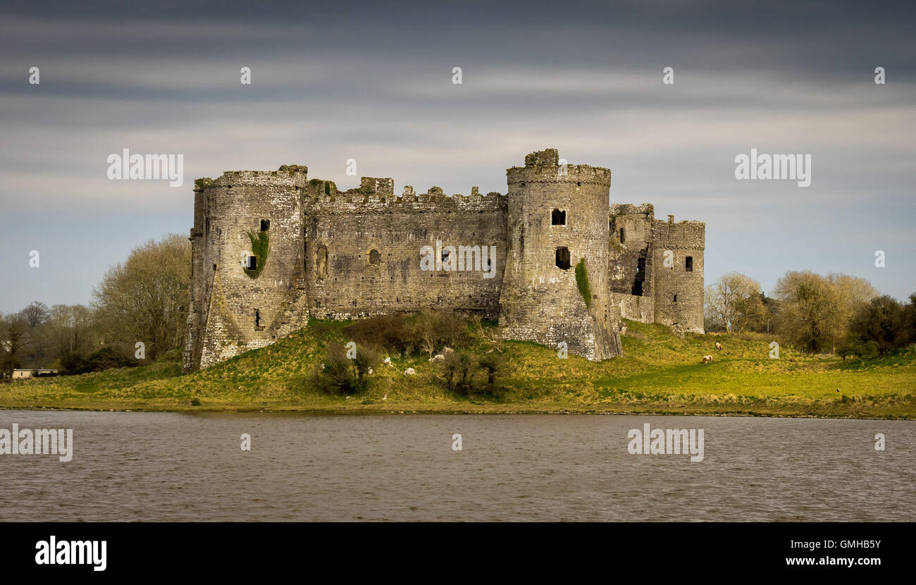 Old norman castle hi-res stock photography and images - Alamy
