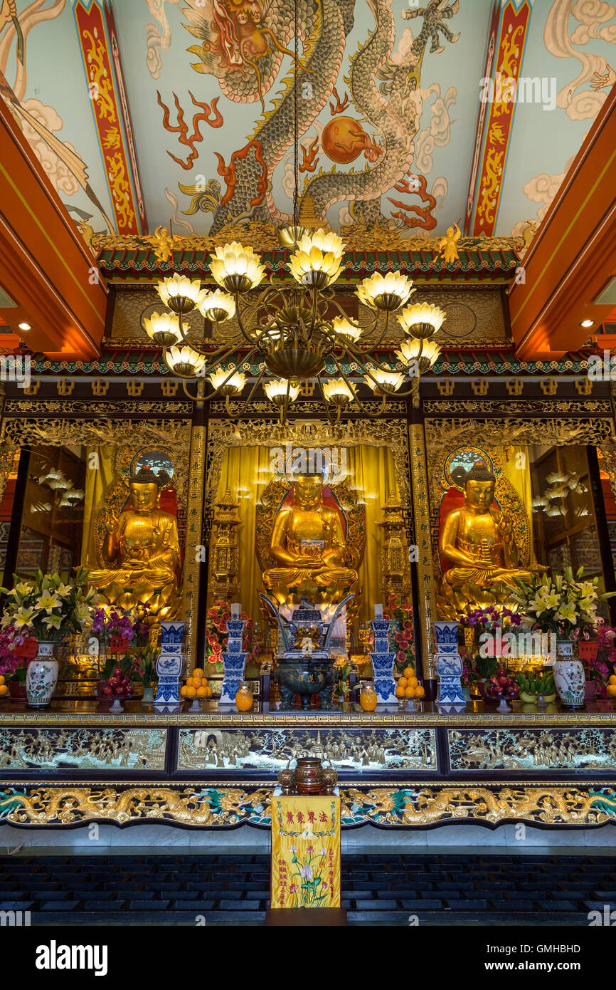 Buddha statues and altar at the Main Shrine Hall of Buddha at the Po