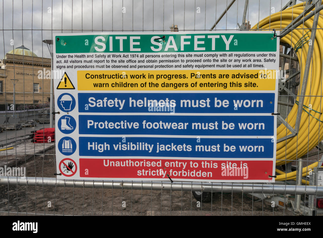 Health And Safety Construction Signs High Resolution Stock Photography And Images Alamy