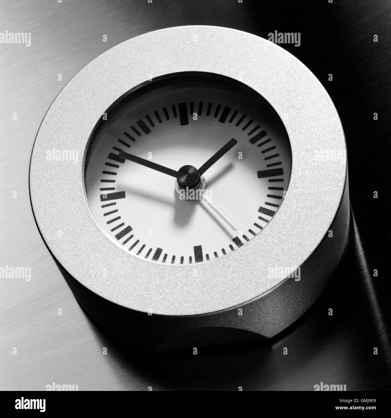 27,800+ Simple Clock Face Stock Photos, Pictures & Royalty-Free